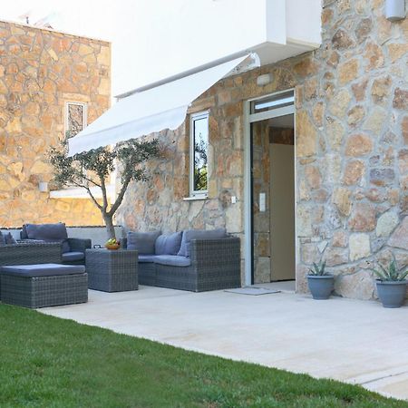 Villa Douglas - Private Pool, Bbq, 4Bdrms, View Pefkochori Exterior foto